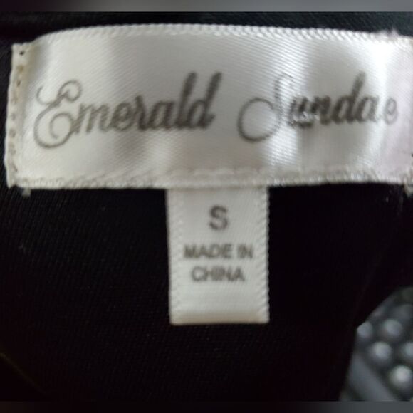 Emerald Sundae Black Grecian Style Dress - Picture 5 of 13